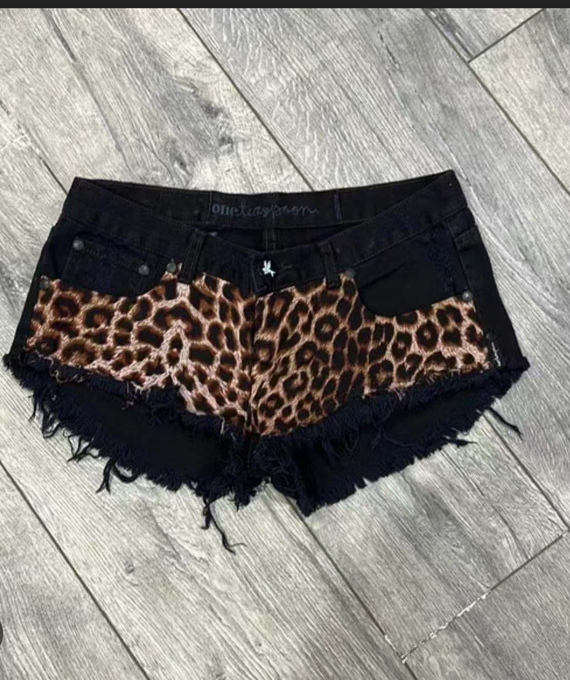 8dc1c6af3a7fb97244695878c587663a